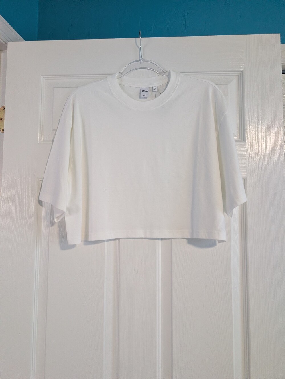 Aritzia TNA Soft Feels Cropped T-shirt